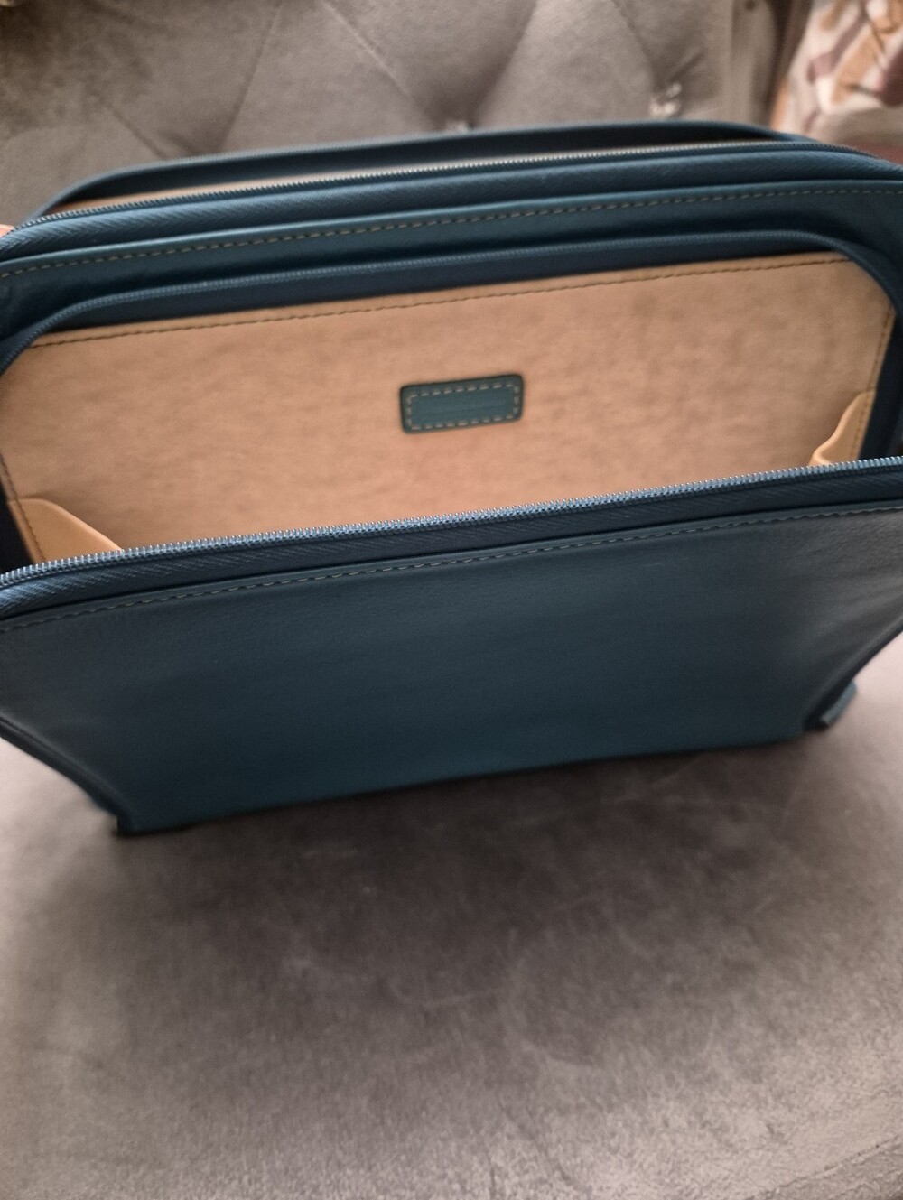 Levenger Pebbled Leather Women's Double-Zip Organizer  Clutch